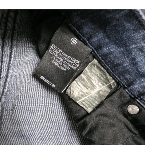 Kardashian Kollection | Dark Wash Skinny Ankle Jeans | Size 10 - Picture 6 of 7